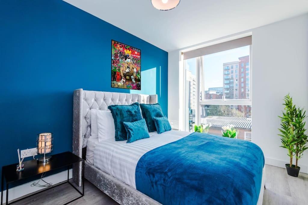 Lux Livin' Apartments - Luxury 5 Bed Apartment Manchester City Centre ภายนอก รูปภาพ