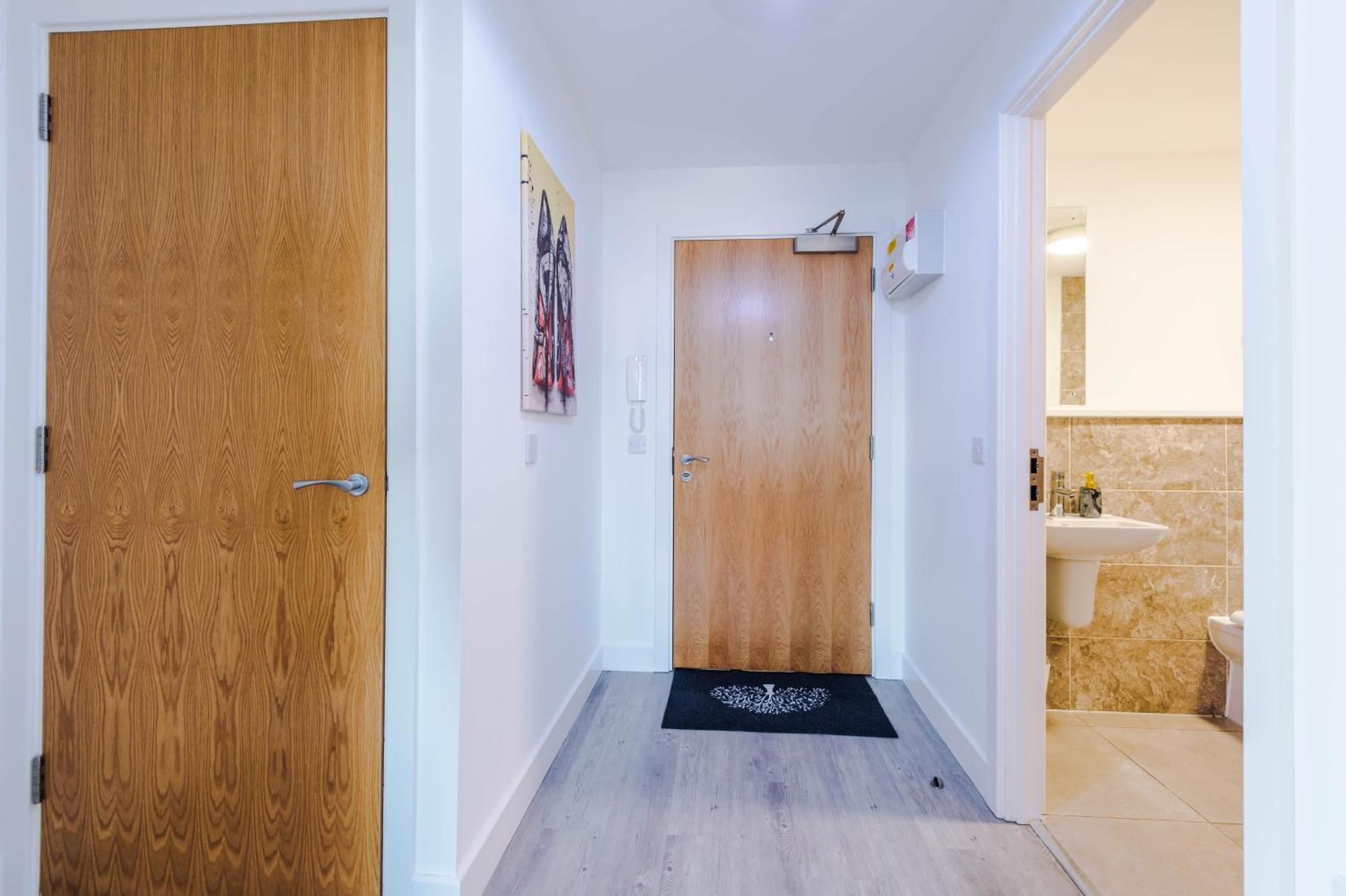 Lux Livin' Apartments - Luxury 5 Bed Apartment Manchester City Centre ภายนอก รูปภาพ
